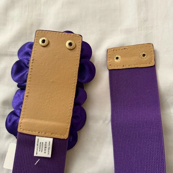 Purple statement satin double flower wide elastic waistband belt - Picture 8 of 9